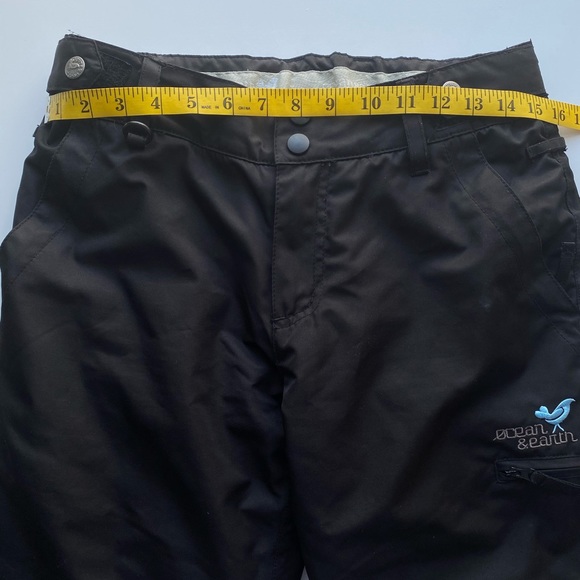 Get ready for ski season with black ski pants Ocean &Earth - Picture 3 of 5